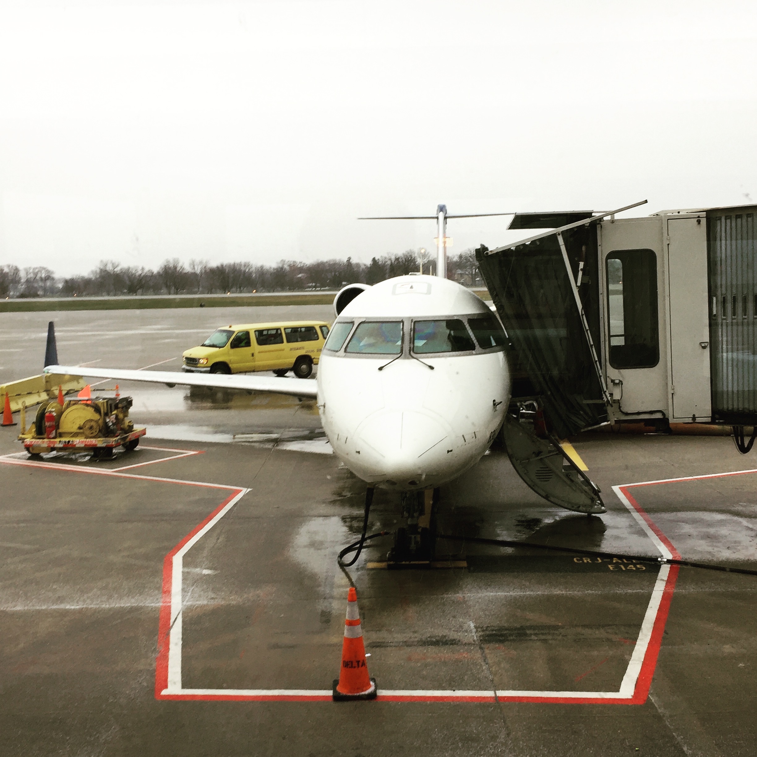 Delta Airlines Minneapolis Lansing