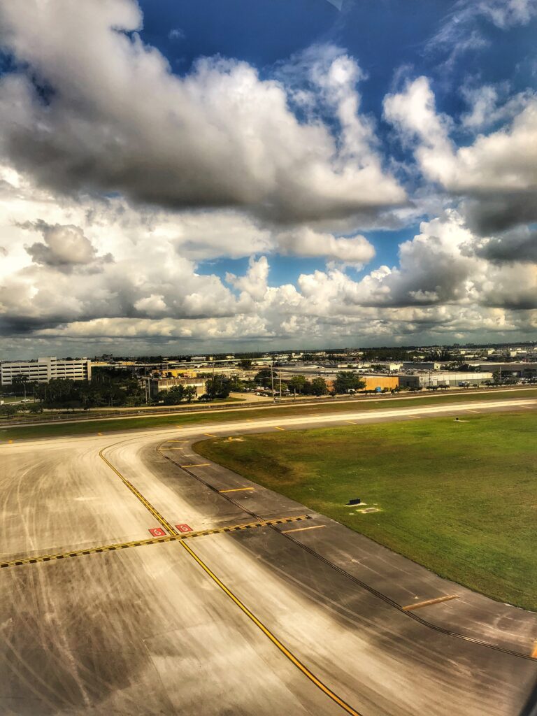 Peculiar Ground Experience American Airlines Minneapolis Miami