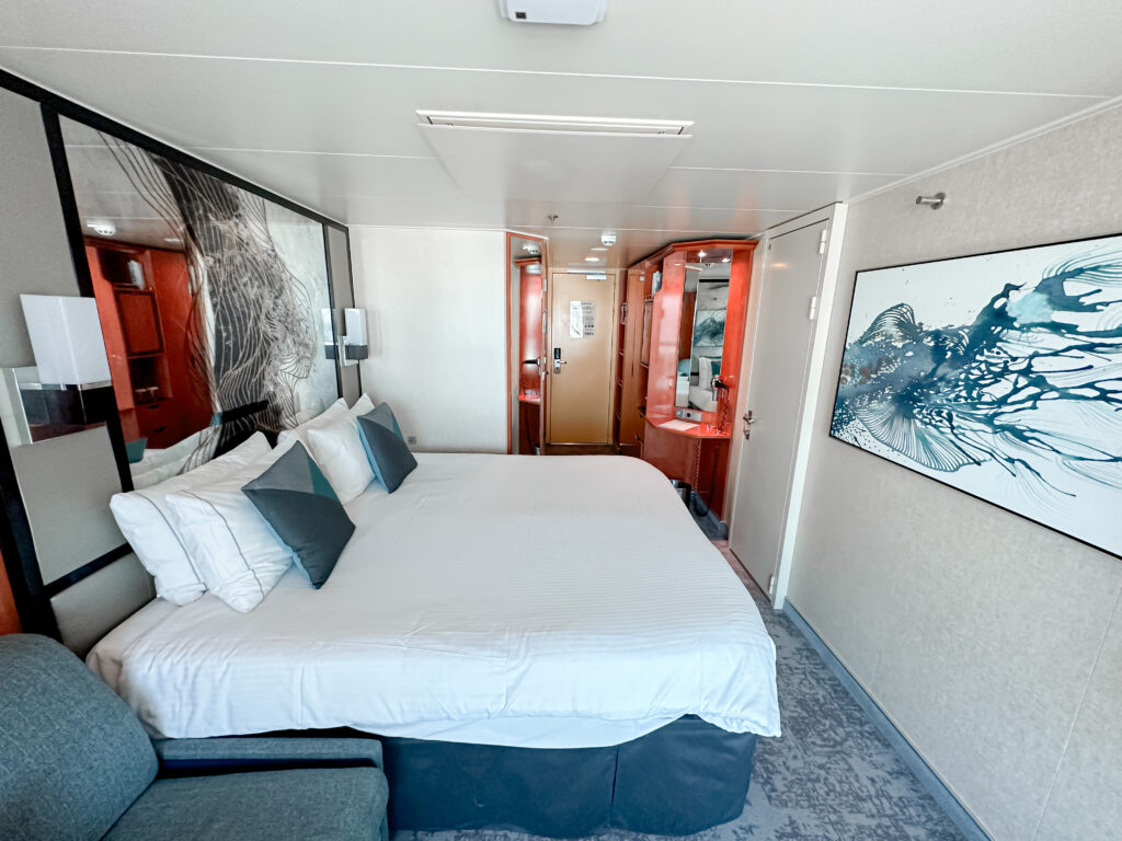 Balcony Cabin bed and room view