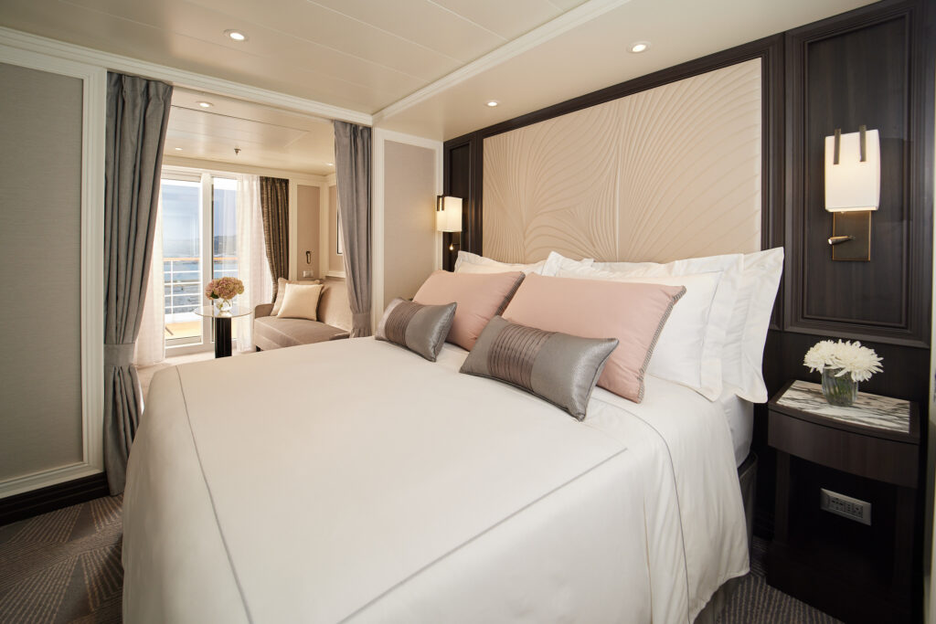 Room on Regent Seven Seas Grandeur