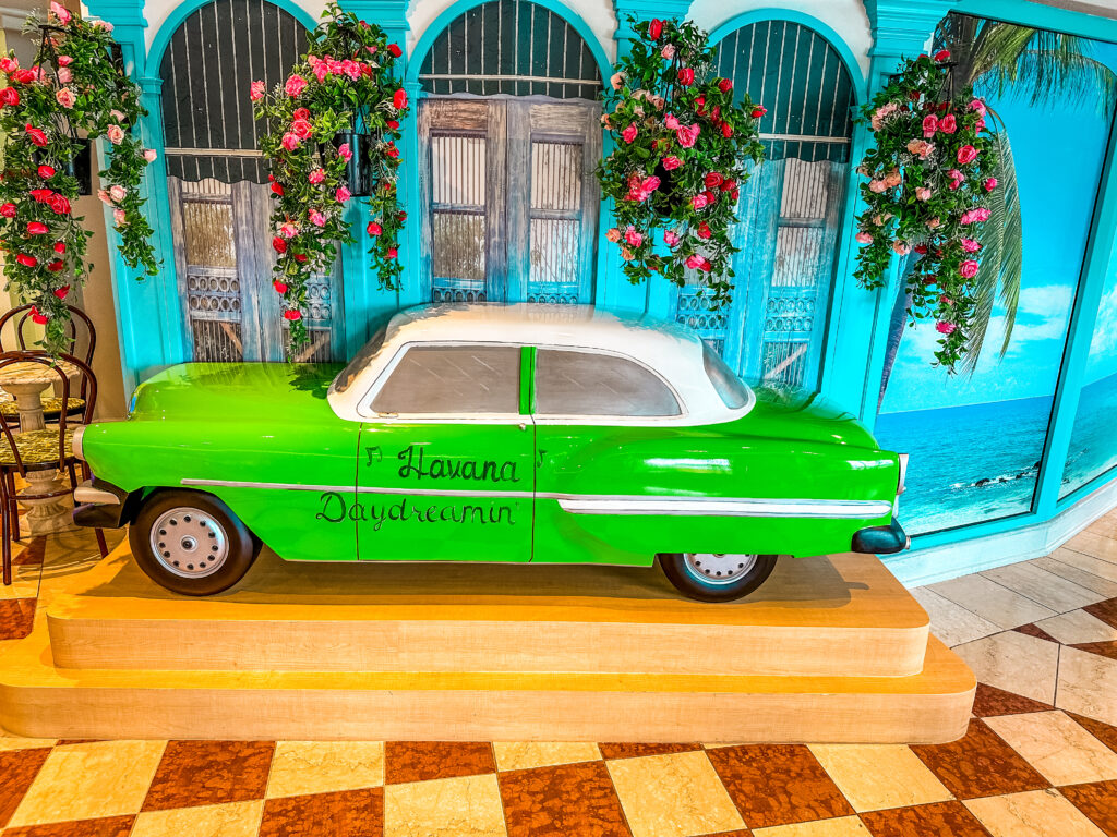 Havana Car on Islander