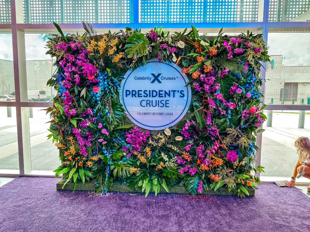 Welcome Sign for President's Cruise