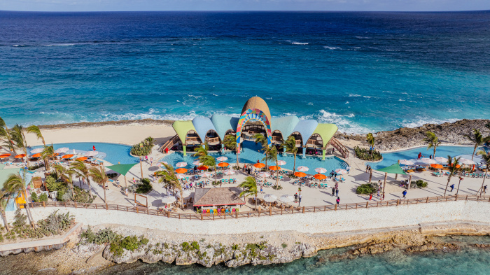 Royal Beach Club Party Cove